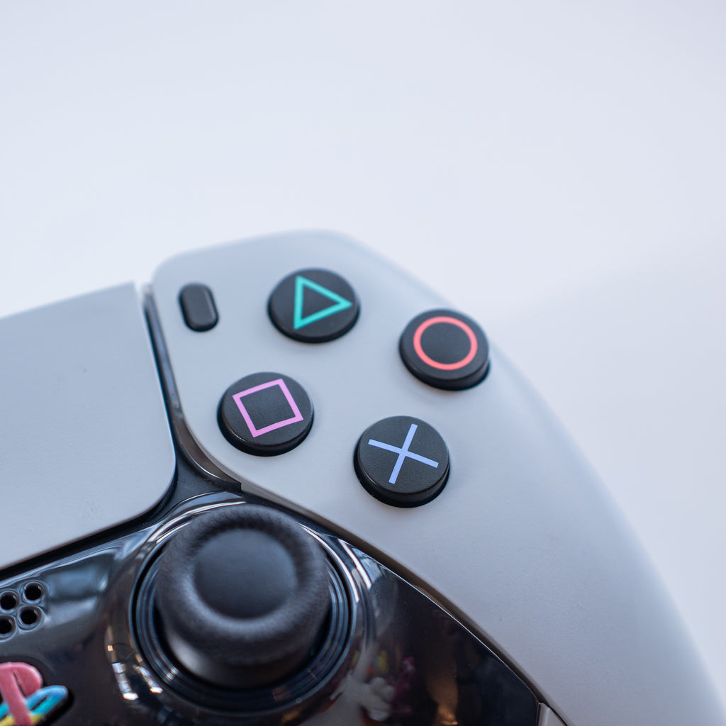 Control Retro Ps5 PS5 DualSense Edge Controller - Retro PS1 Grey & Black - GameTraderZero