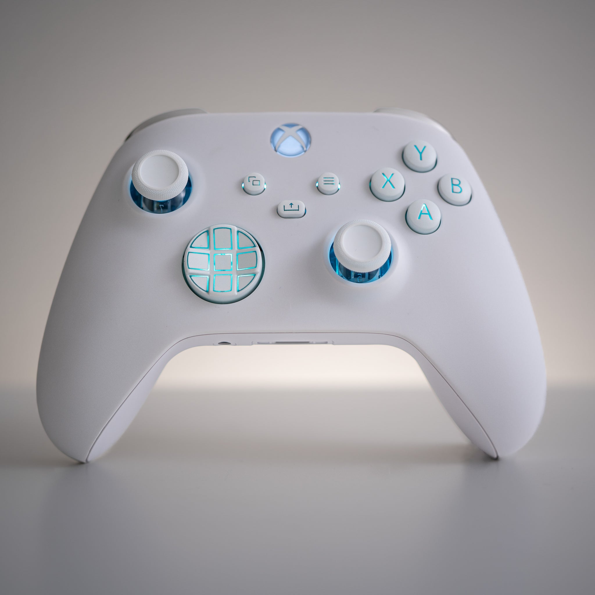 Xbox Series x/s カスタム コントローラー Zスティック ホワイト Ultimate Wired Controller for Xbox One and Xbox Series S/X