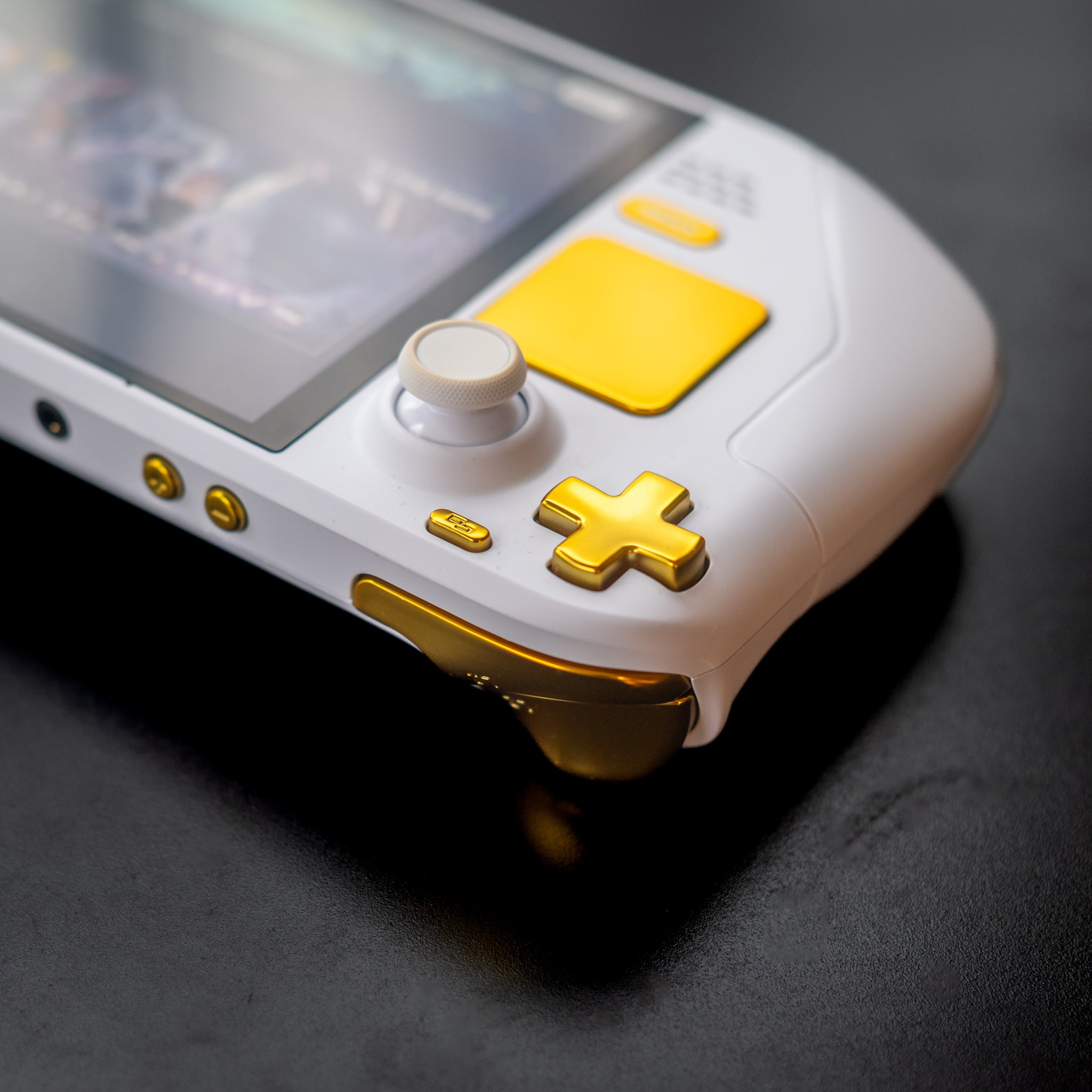 Custom Steam Deck White & Gold Edition - By GameTraderZero