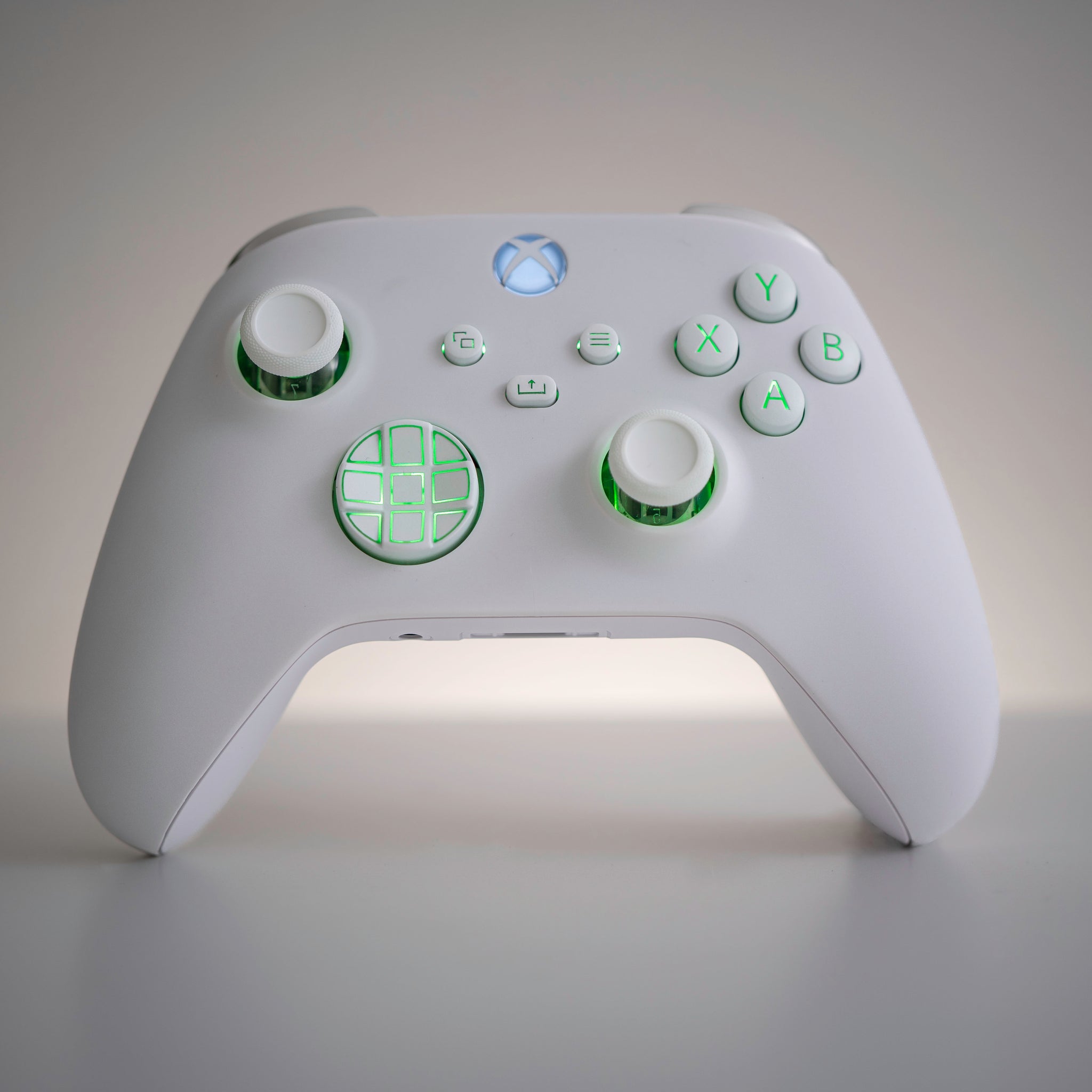 Xbox One Controller sold (Modded & LED’s)