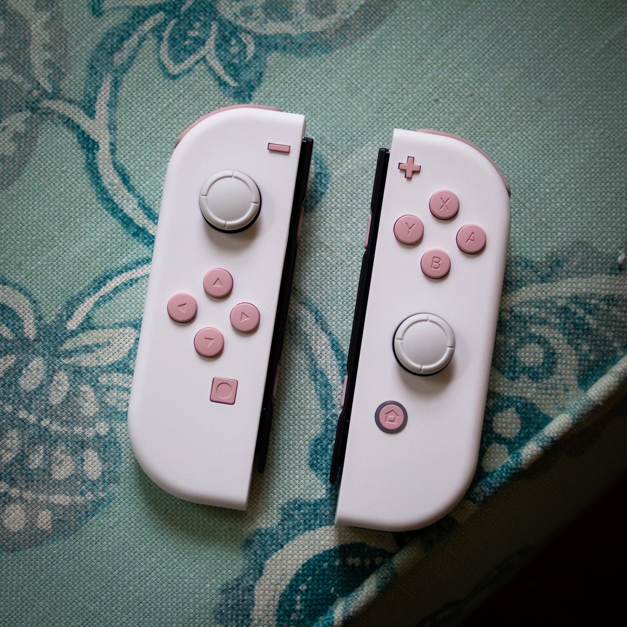 Custom JoyCons Nintendo Switch Joy-Con Controller Mods White