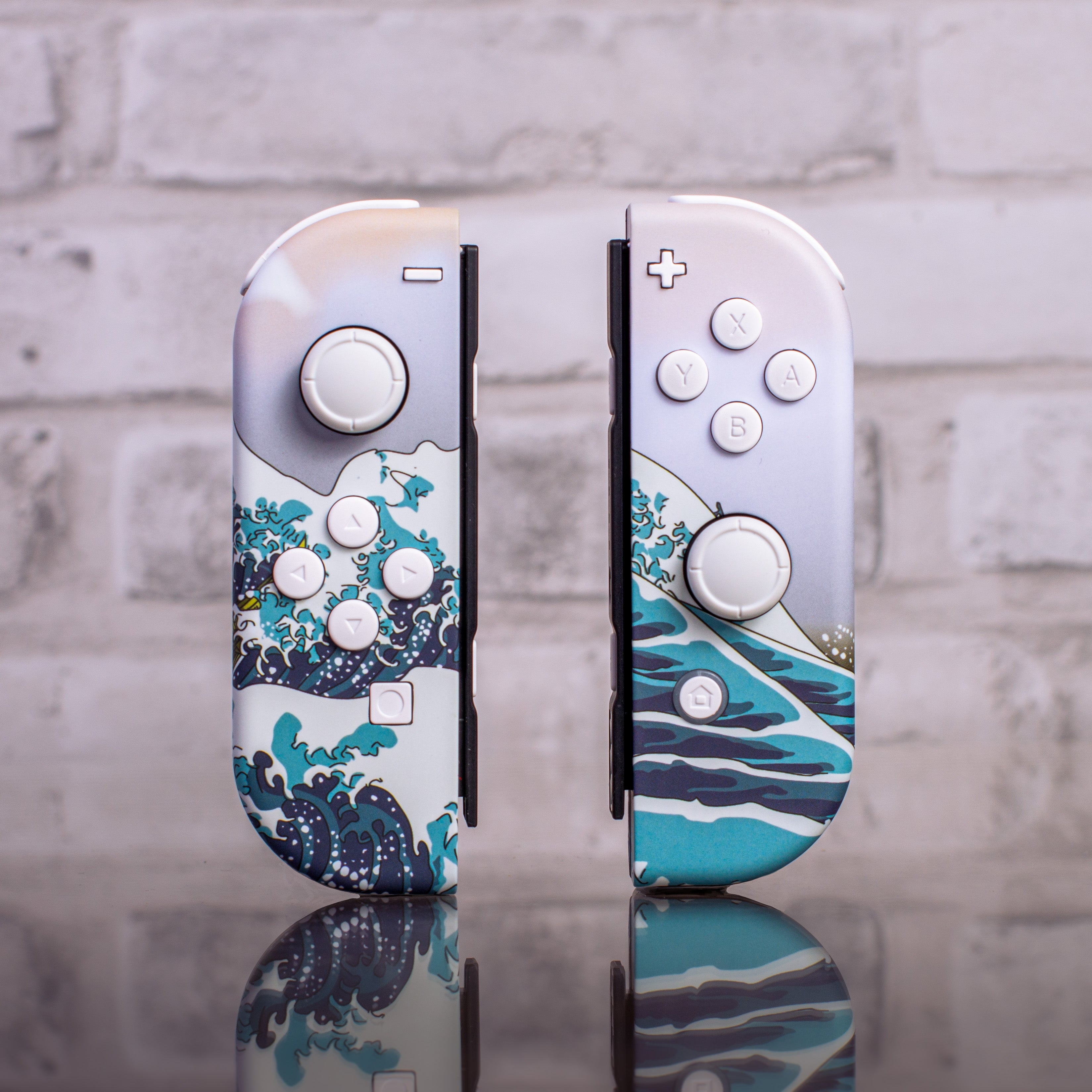 Custom Joy-Con Controllers “The Great Wave off Kanagawa