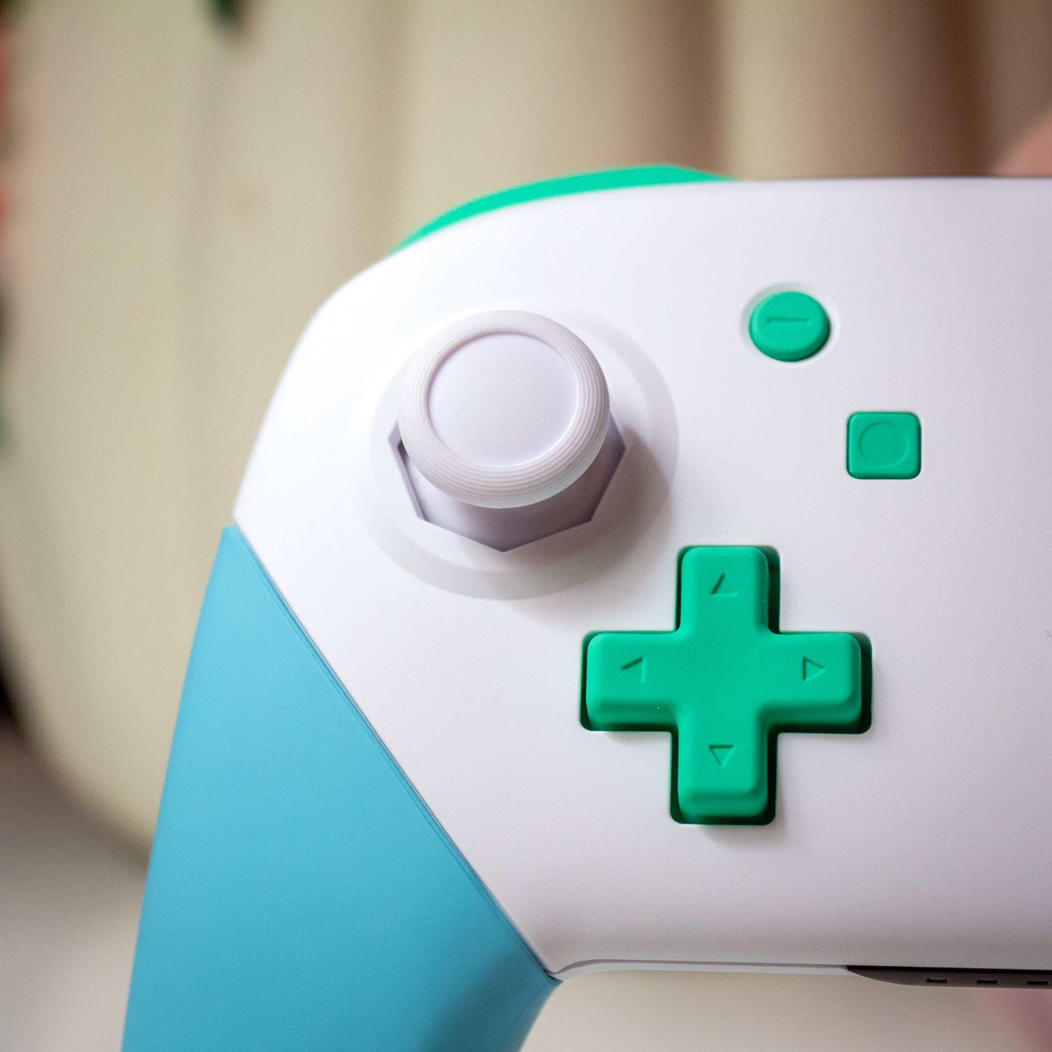 Nintendo Switch ホワイトカスタム Soft Touch Pastel White - ABXY Variant - Custom Switch Lite