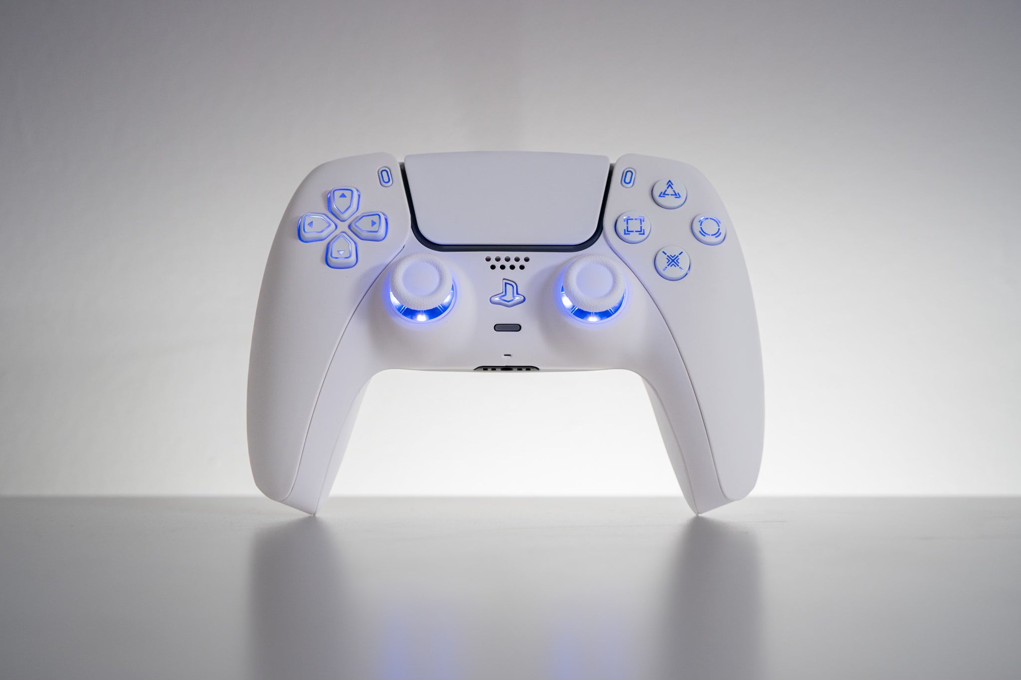 PS5 outlets controller (white)